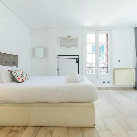 Modern In With Internet Appartement