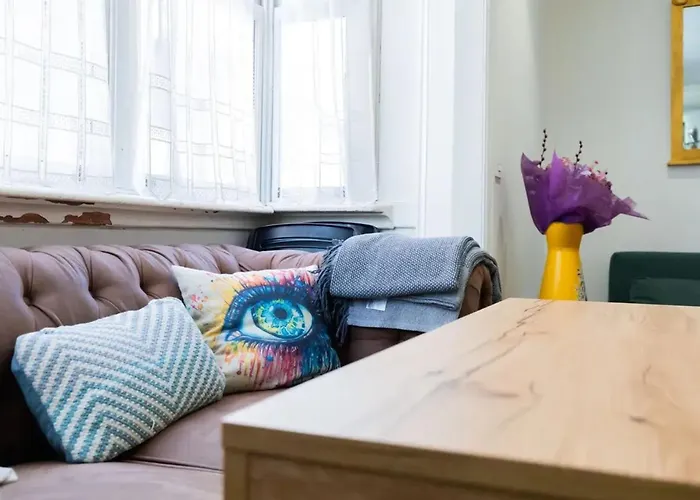 Modern In With Internet Apartmán *