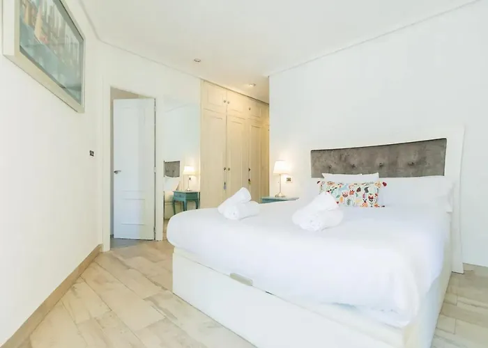 Modern In With Internet *