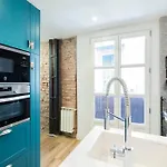 Modern In With Internet Apartment *