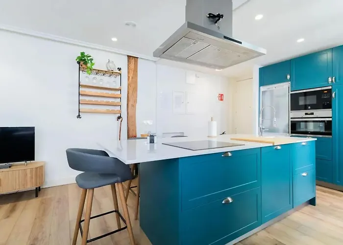 Modern In With Internet